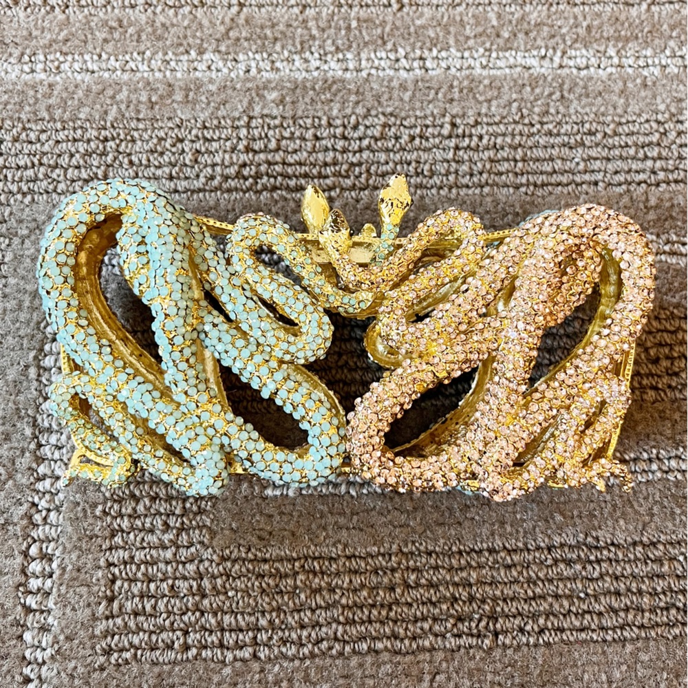 Rhinestone Metal 🐍Snake Clutch